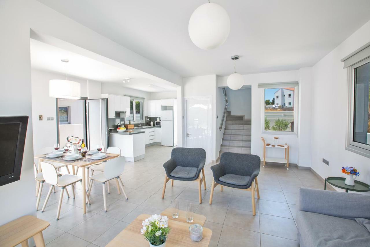 Kitsios Villas With Private Pool No2 프로타라스 외부 사진